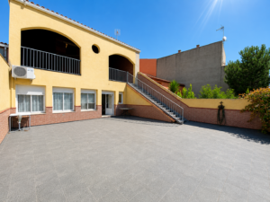 Casa de Tres Plantas en La Garrovilla