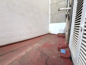 SE VENDE AMPLIA VIVIENDA EN AVENIDA VIRGEN DE LA MONTAÑA, CÁCERES