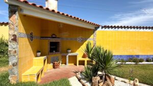 SE VENDE PARCELA CON DOS VIVIENDAS EN LA URBANIZACIÓN COMPLEJO OLÍMPICO IBÉRICO (COI), BADAJOZ