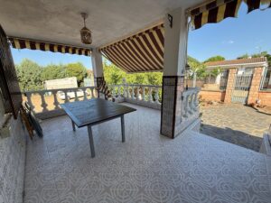Chalet en la Ctra de solana- Almendralejo, No hipotecable
