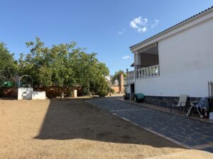 Chalet en la Ctra de solana- Almendralejo, No hipotecable