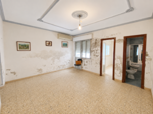 Casa con Cochera en Villagonzalo