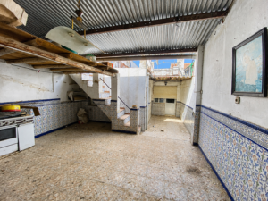 Casa con Cochera en Villagonzalo