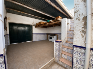 Casa con Cochera en Villagonzalo
