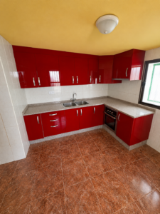 SE VENDE CASA CON GRAN PATIO EN GUADAJIRA – A SOLO 20 MINUTOS DE BADAJOZ