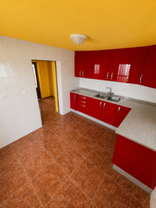 SE VENDE CASA CON GRAN PATIO EN GUADAJIRA – A SOLO 20 MINUTOS DE BADAJOZ