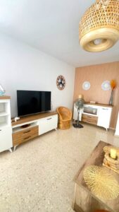 SE VENDE PISO BAJO CON GARAJE Y PATIO EN MONTIJO