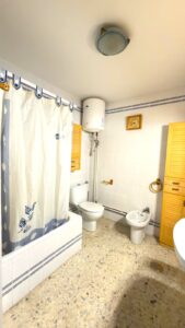 SE VENDE ESPECTACULAR PISO CON ESTUDIO Y GARAJE EN PLENO CENTRO DE BADAJO