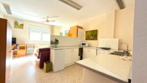 SE VENDE ESPECTACULAR PISO CON ESTUDIO Y GARAJE EN PLENO CENTRO DE BADAJO