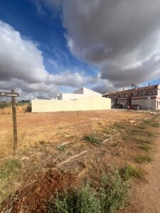 SE VENDE TERRENO HIPOTECABLE EN LA ALBUERA – A MENOS DE 20 MINUTOS DE BADAJOZ