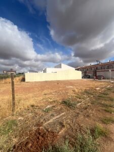 SE VENDE TERRENO HIPOTECABLE EN LA ALBUERA – A MENOS DE 20 MINUTOS DE BADAJOZ