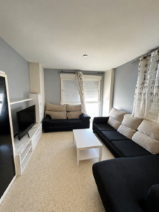 SE VENDE PISO CON GARAJE Y TRASTERO EN CUARTÓN CORTIJO – BADAJOZ
