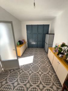 SE VENDE CASA CON GARAJE Y TERRAZA EN MONTIJO