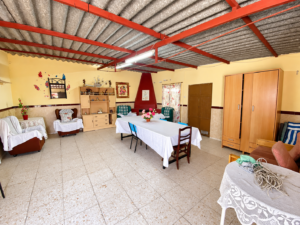 Campo Rústico con Piscina en la Zona de Los Viveros, Mérida