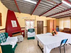 Campo Rústico con Piscina en la Zona de Los Viveros, Mérida