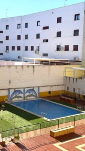 SE VENDE PISO CON GARAJE, TRASTERO Y PISCINA EN SAN FERNANDO – BADAJOZ