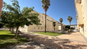 SE VENDE PISO AMUEBLADO CON GARAJE Y TRASTERO EN JARDINES DEL GUADIANA – BADAJOZ