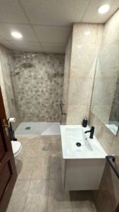 SE VENDE PISO AMUEBLADO CON GARAJE Y TRASTERO EN JARDINES DEL GUADIANA – BADAJOZ