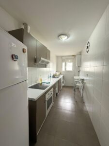 Piso amueblado, con garaje y trastero, IES Santiago Apostol