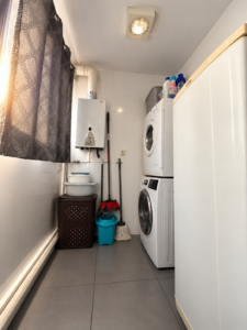 SE VENDE AMPLIO PISO DE 4 HABITACIONES CON GARAJE Y PISCINA COMUNITARIA EN CERRO GORDO – BADAJOZ