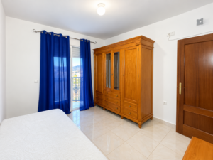 Alto De Casa Con Amplia Terraza En Mirandilla
