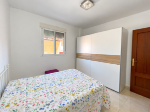 Alto De Casa Con Amplia Terraza En Mirandilla