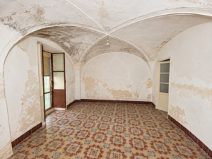 Casa Con Gran Patio y Cochera en Valverde de Mérida