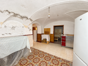 Casa Con Gran Patio y Cochera en Valverde de Mérida
