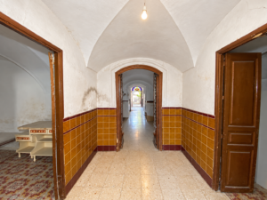 Casa Con Gran Patio y Cochera en Valverde de Mérida