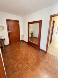 SE VENDE AMPLIO PISO DE 4 HABITACIONES CON GARAJE Y TRASTERO EN SANTA MARINA – BADAJOZ