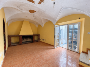 Casa con Cochera y Buhardilla en Calamonte