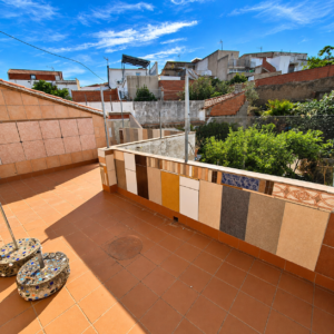 Casa con Patio y Terraza en La Zarza de Alange
