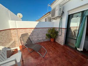 SE VENDE ADOSADO REFORMADO EN OLIVENZA