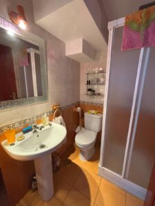 SE VENDE ADOSADO REFORMADO EN OLIVENZA