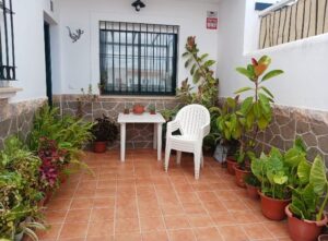 SE VENDE ADOSADO REFORMADO EN OLIVENZA