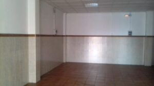 SE VENDE CASA DE 3 PLANTAS CON DOS COCHERAS Y VIVIENDA INDEPENDIENTE EN BARRIADA DE LLERA – BADAJOZ