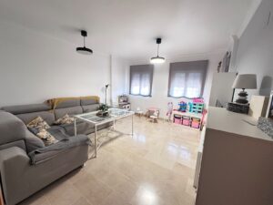 Piso bajo con patio, Zafra