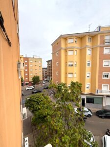 SE VENDE AMPLIO PISO DE 4 HABITACIONES EN SAN ROQUE – BADAJOZ