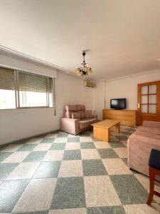 SE VENDE AMPLIO PISO DE 4 HABITACIONES EN SAN ROQUE – BADAJOZ