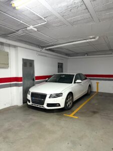 Piso con garaje y trastero, Zona República de Cuba